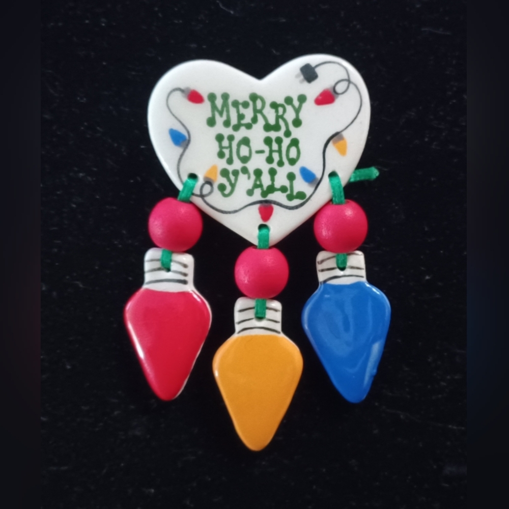 VTG Glazed Ceramic Christmas Brooch
